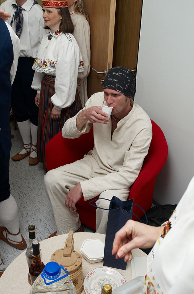 2011_04_23_063