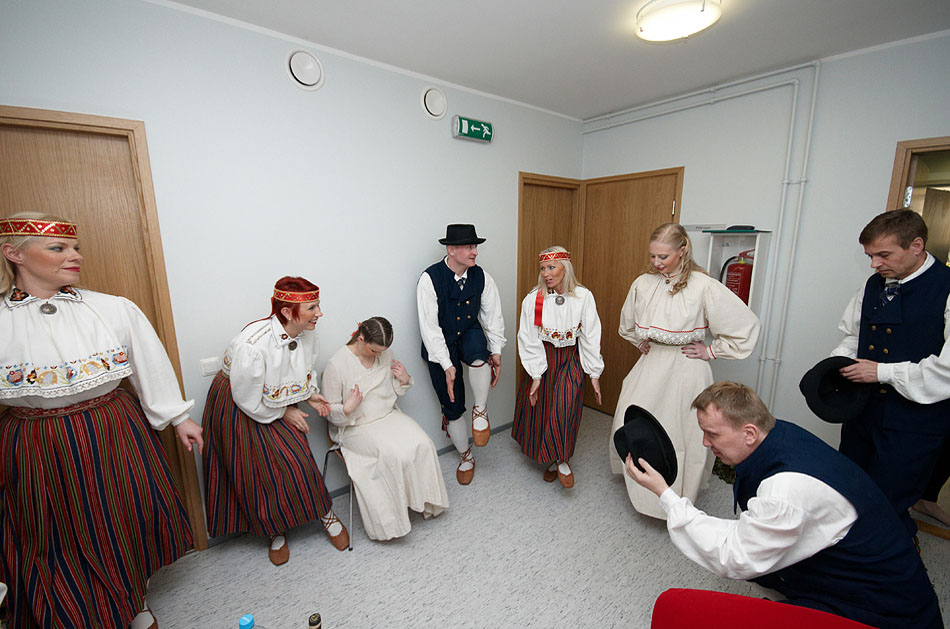 2011_04_23_072